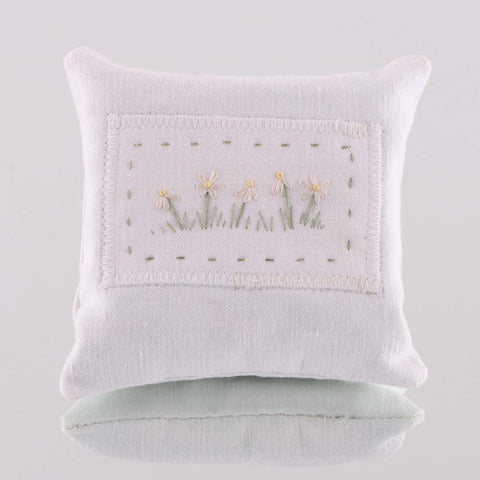Lavender Pillow - Daisies